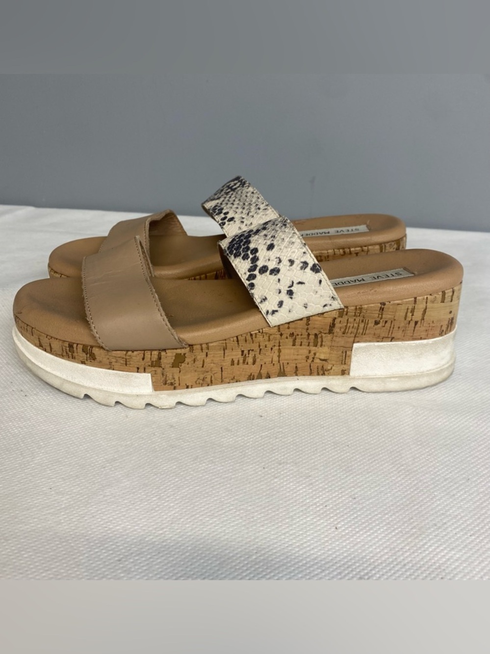 Steve Madden Tan Cork Platform Slides with White Snakeskin Accent Sz 8M